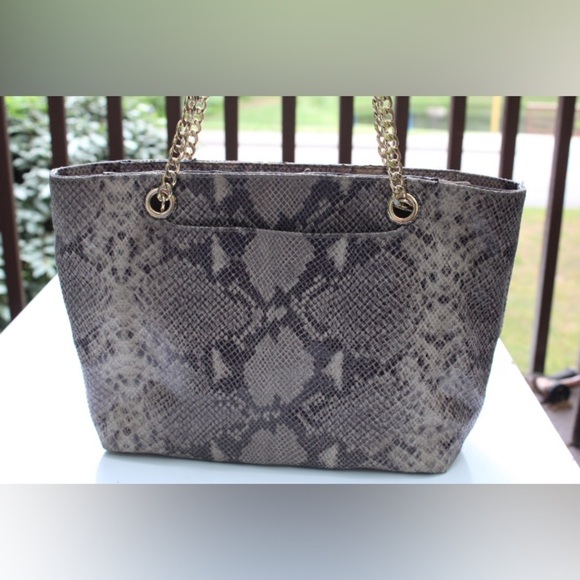 Michael Kors Jet Set tote bag - Picture 11 of 16